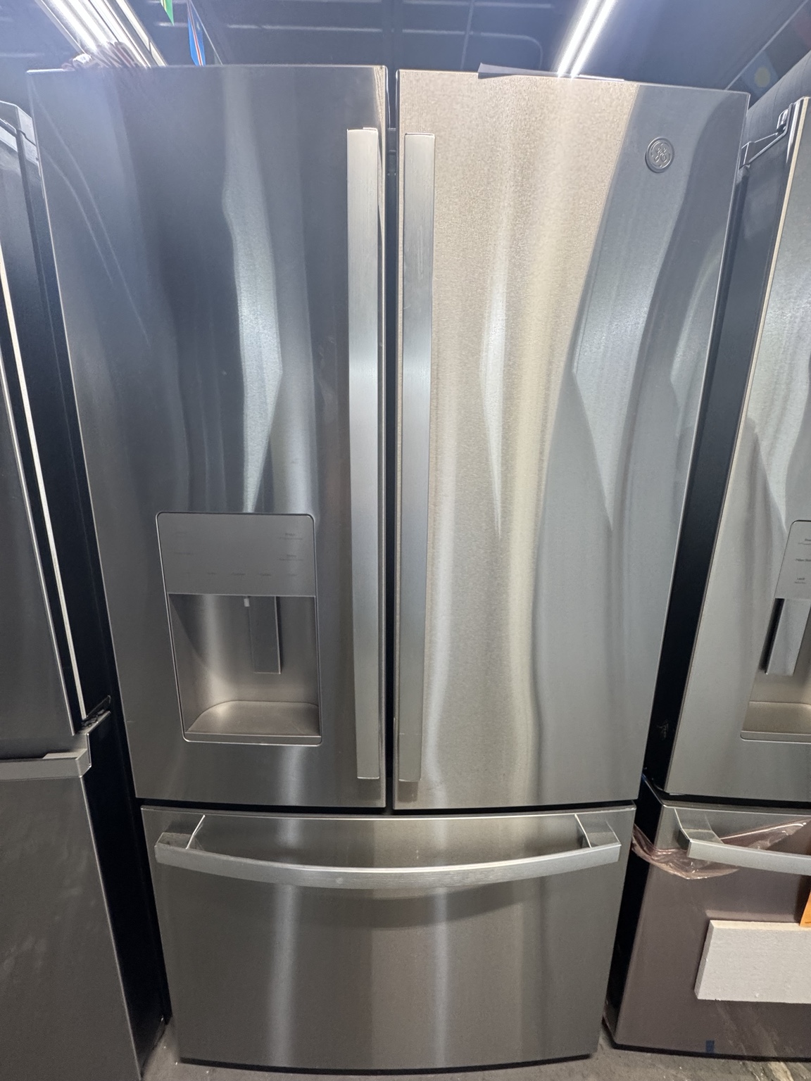 GE GFE26JYMFS French-door refrigerator with external water and ice dispenser