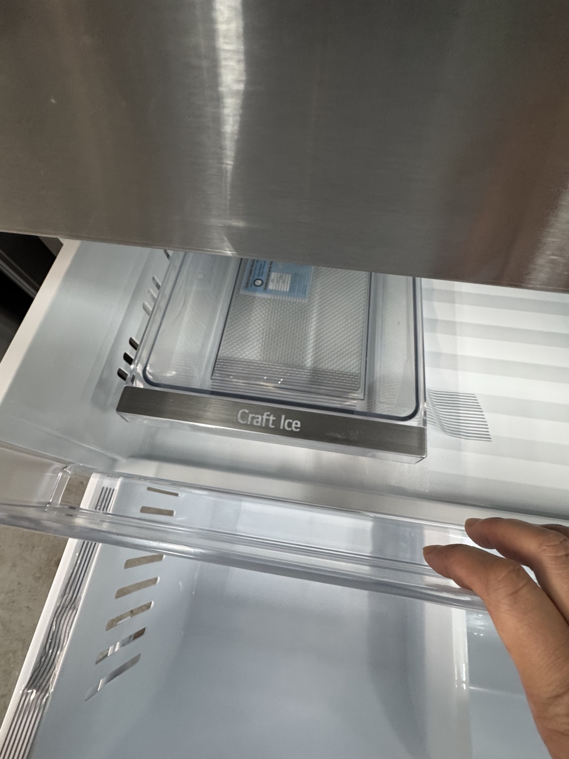 Craft Ice maker inside the freezer drawer